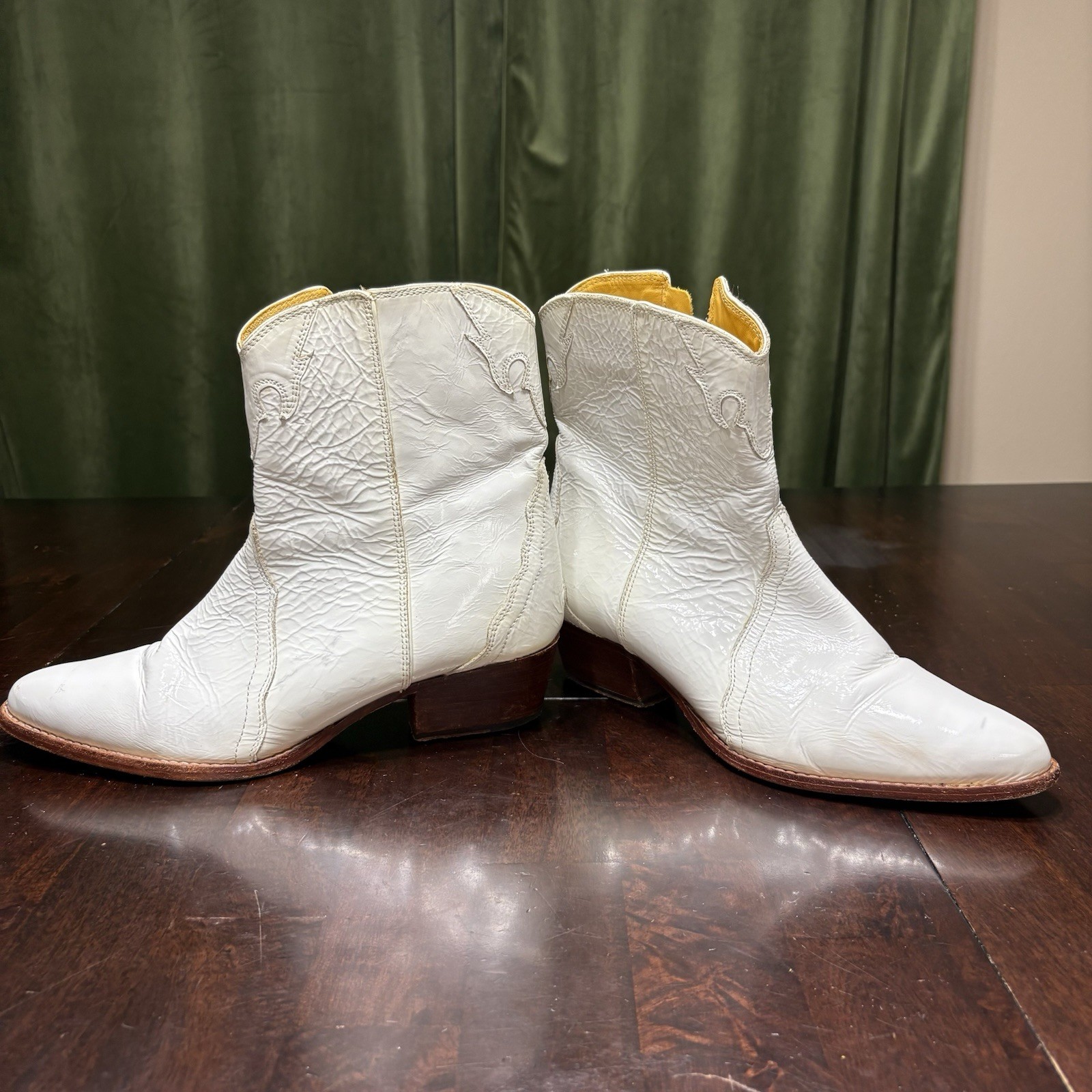 Free People New Frontier Western Boots Women's Size 40 /US9White Leather Zip Up