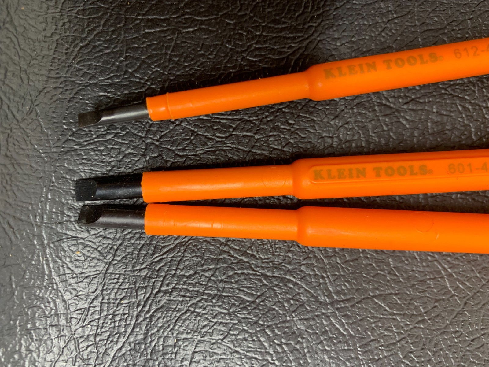 KLEIN TOOLS 33538 Insulated Screwdriver Set - 9 Pcs Great Shape