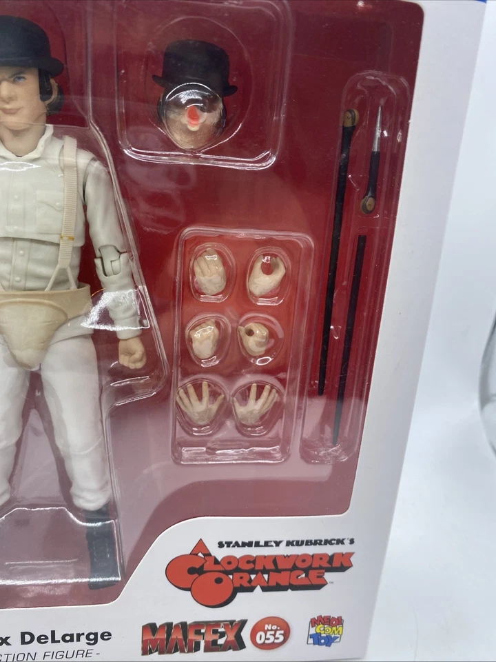 Figura Coleccionable Medicom MAFEX No.055 a Naranja Mecánico Alex DeLarge Foto 4 de 4