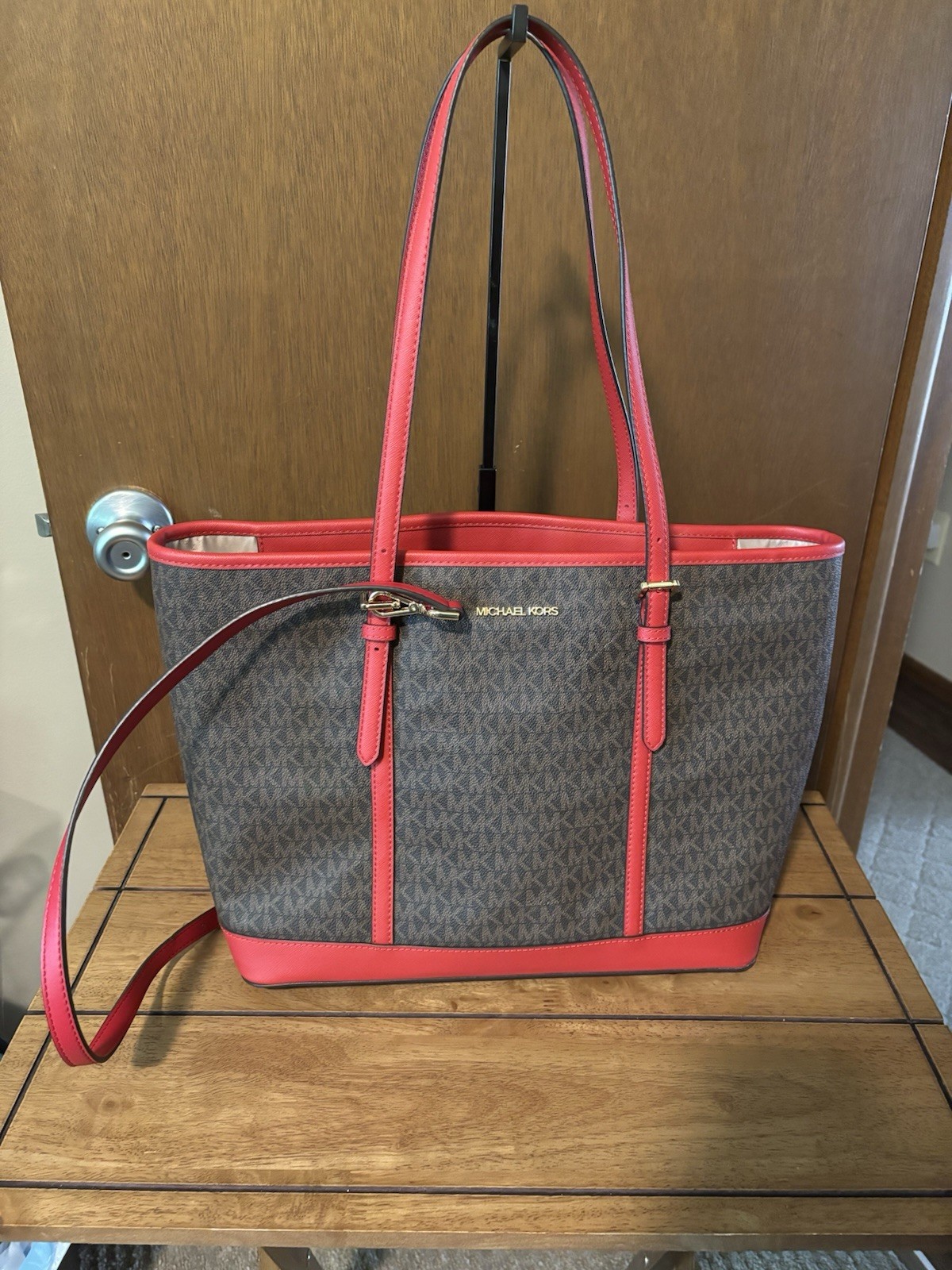 Michael Kors Stylish Crossbody Tote Bag for Women