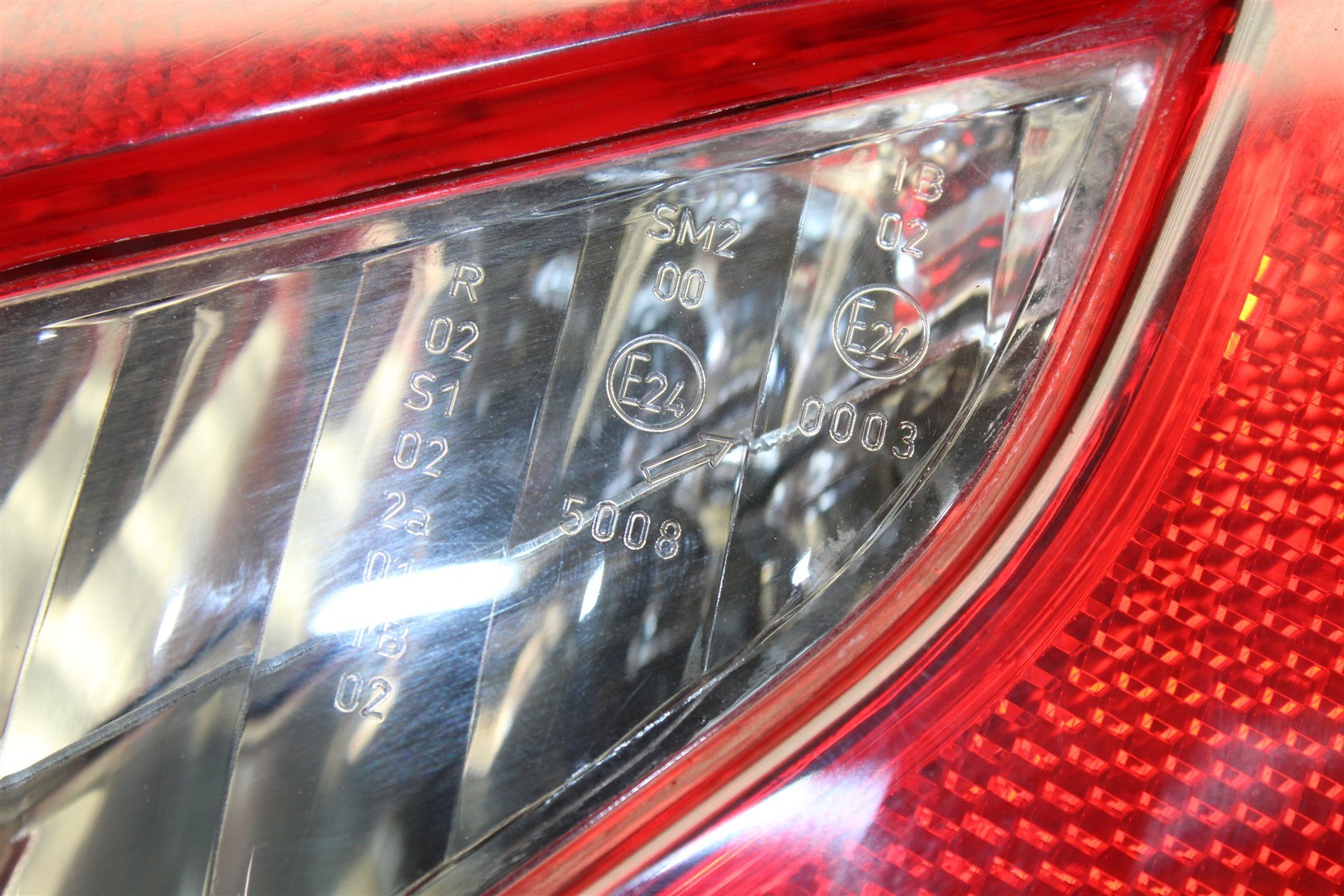 2008-2019 Maserati GranTurismo Right Tail Light Outer 000285761 