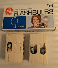  7 Vintage General Electric GE 5B Blue Flashbulbs - Partial box of 7 bulbs