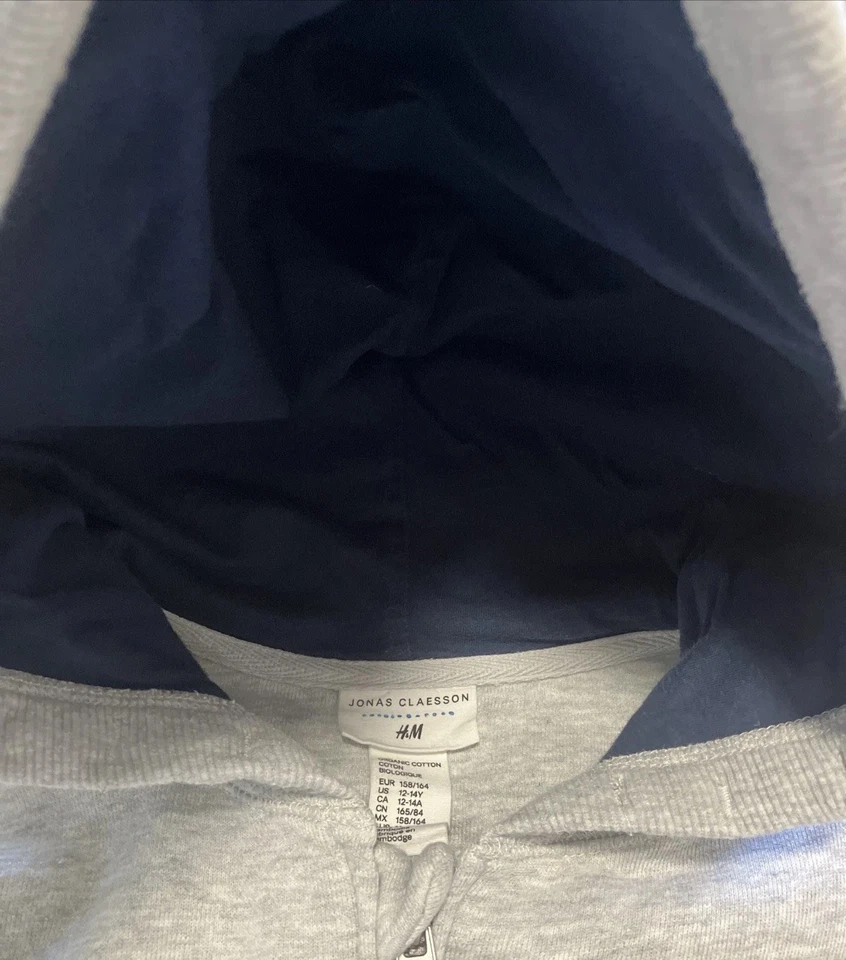 Sudadera gris con capucha y cremallera JONAS CLAESSON para H&M 12-14 niños SURFING Foto 3 de 4