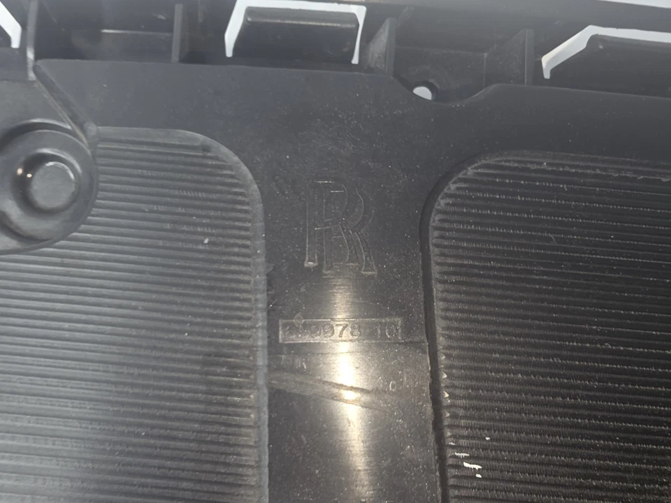 Rolls Royce Cullinan Rear Bumper Retainer Right 51127448706 Genuine Oem - Image 2 of 4