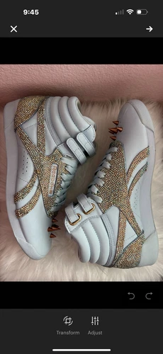 Sneaker Bling Cardi B Reebok Classic Freestyle personalizzate taglia 8