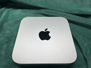 Hier biete ich einen APPLE Mac Mini Typ A1347 mit Gewährleistung an.