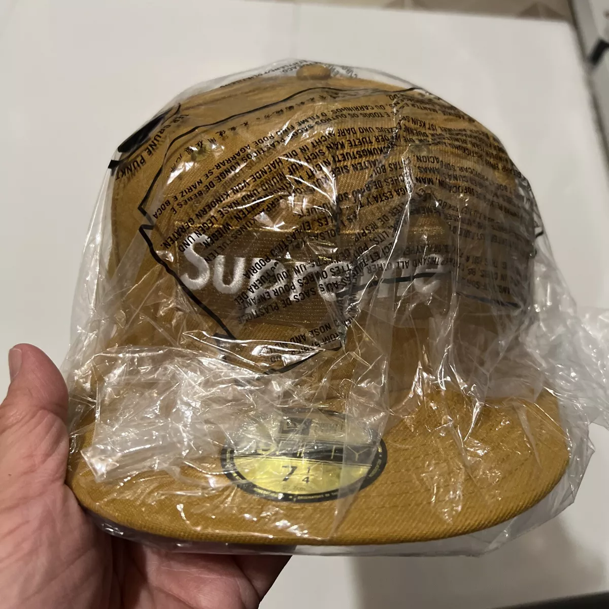 Supreme x New Era Champions Box Logo Hat