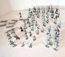 VINTAGE 1960's 1970's GERMAN MPC TOY SOLDIER ARMY MEN 70 FIGURES LOT FF