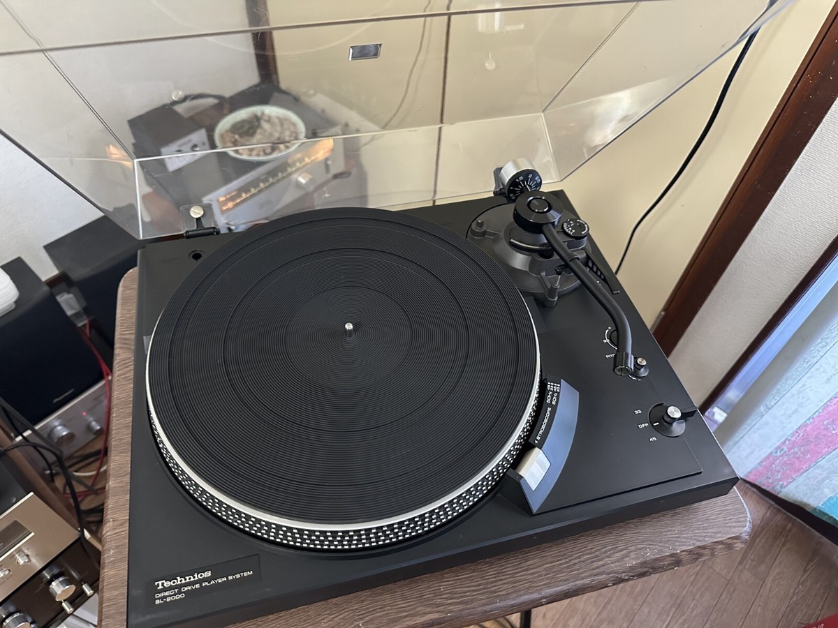 Technics SL-2000 Vintage Direct Drive Turntable working