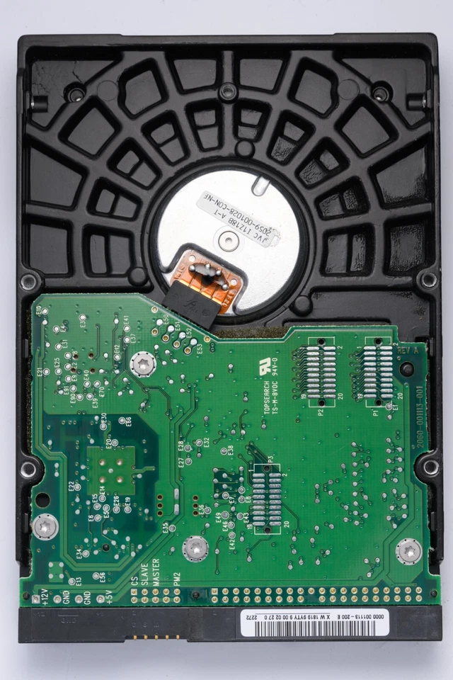 WD Protege 40GB IDE Desktop Hard Drive Model WD400EB-00CPF0 P/N WD400EB-00CPF0 - Image 2 of 2