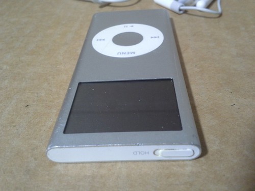Apple iPod Nano 2GB A1199 2nd Generation. scratches on body. Working. VGC - Picture 10 of 15