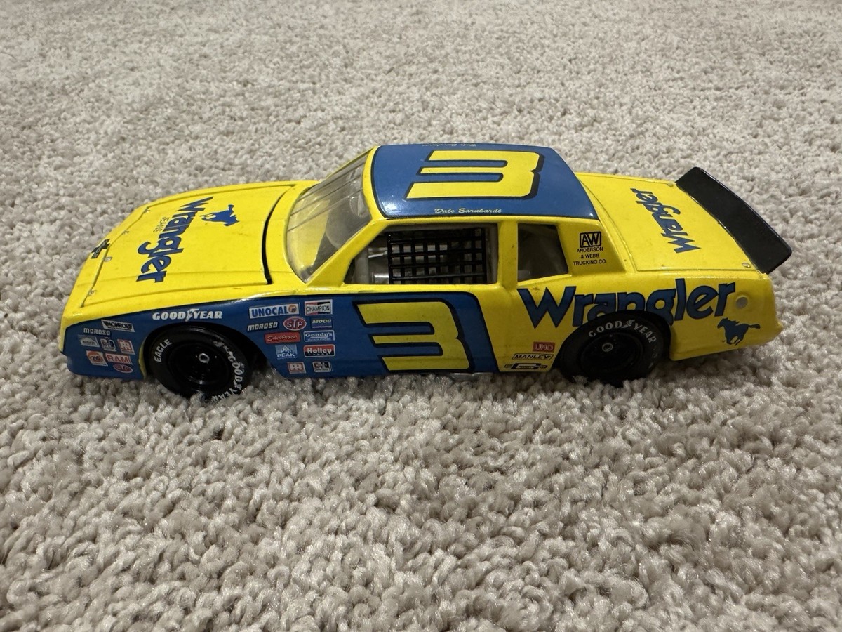 1984 Dale Earnhardt Sr #3 Wrangler NASCAR Diecast 1:24 Blue/Yellow