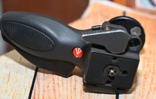 Manfrotto 324RC2 Grip Ball Head And Plate   Joystick Tripod