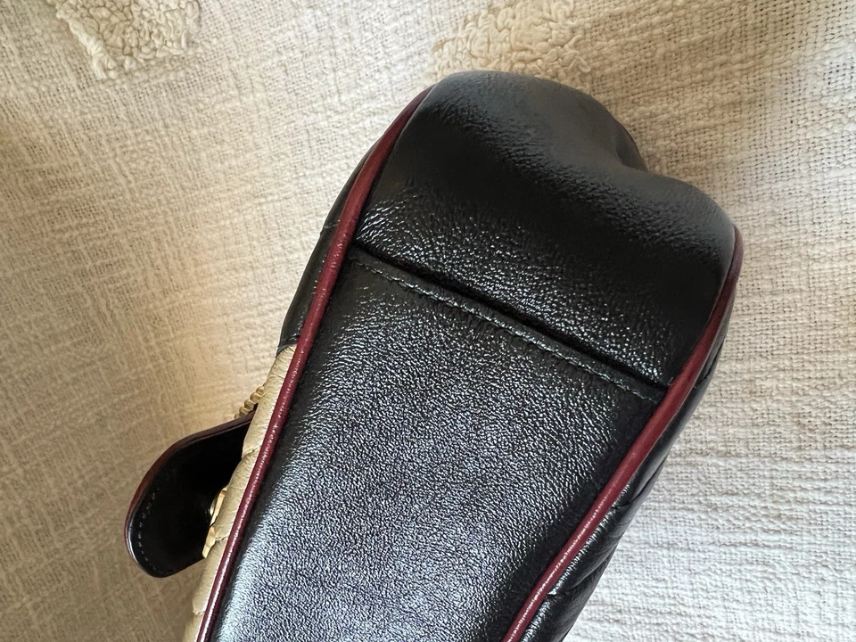 Bolso Bandolera Gucci Marmont Torchon Matelasse Piel de becerro Pequeño de Hombro Foto 4 de 4