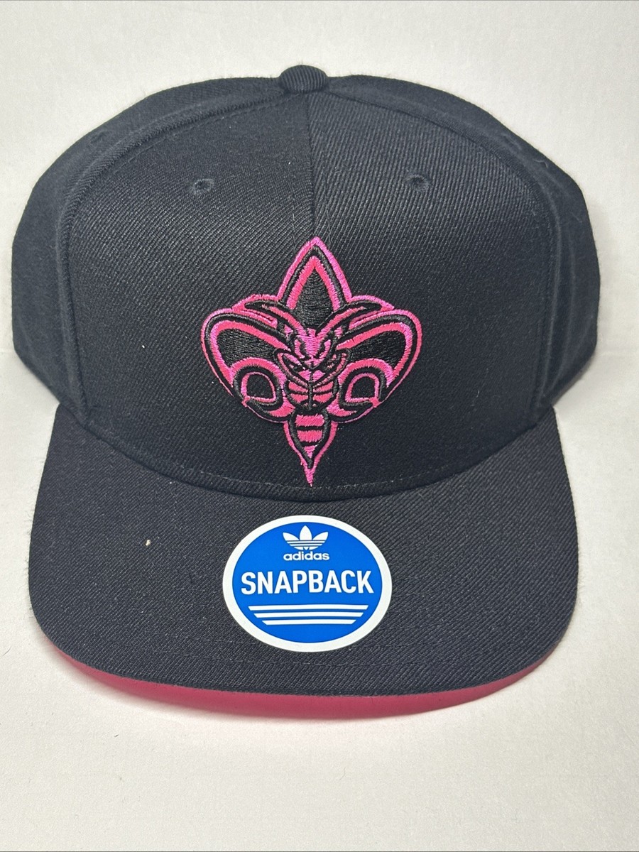 New Orleans Hornets Mens OSFA Adidas Snapback Flat Brim Hat Black