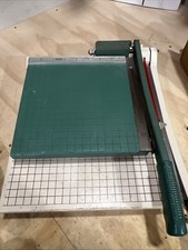 Vintage Premier photo materials Co. Paper Cutter Guillotine 9"x 9 Green USA