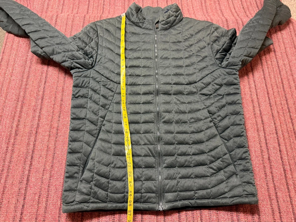 MENS LIGHTLY WORN BEN SHERMAN DARK GRAY ZIP UP QUILTED JACKET SIZE MEDIUM - Image 3 of 4