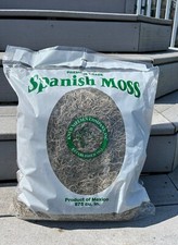 Spanish Moss Premium Grade 875 cu in DIY with 20 oz Currently on Backorder