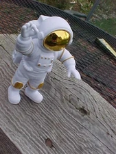 GOLD BITCOIN TO THE MOON ASTRONAUT RESIN FIGURE 4" TALL WAVING NEW UNIQUE SWAG!