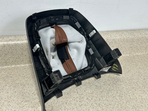 2009-2012 Hyundai GENESIS COUPE BK1 Shifter SURROUND BEZEL 6 SPD MT/ HEAT SWITCH - Picture 4 of 5