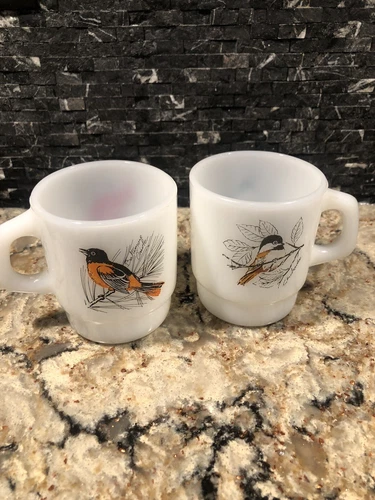 Anchor Hocking Fire-King White Milk Glass D-Handle Coffee Mugs Birds Lot of 2