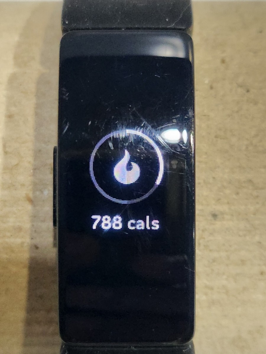 トレーニング用品 Fitbit INSPIRE HR BLACK Amazon.com: Fitbit Inspire HR Heart Rate & Fitness Tracker