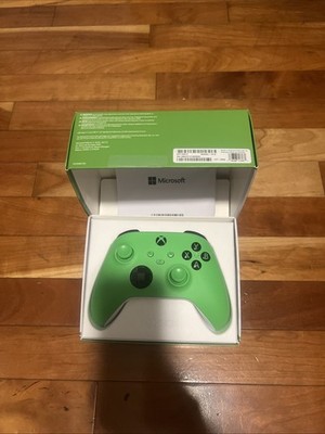 Microsoft Wireless Controller for Xbox One/Series X/S - Velocity Green