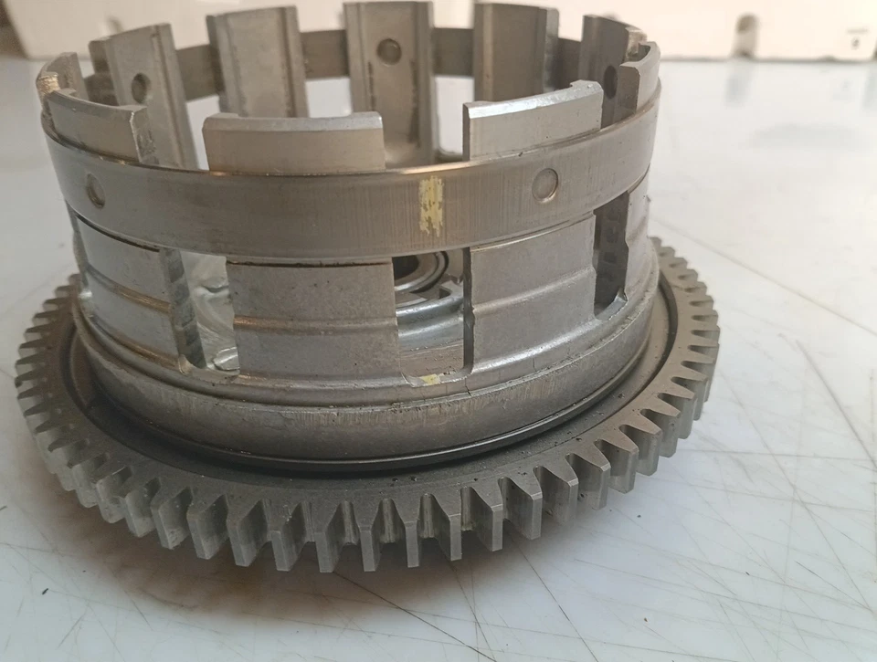 1999 Suzuki GSXR750 муфта корзина корпус GSXR 750 - Изображение 4 из 4