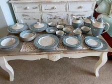 Royal Doulton Reflections dinner/tea/coffee set 45 pieces