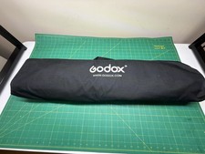 Godox 55" Octagon Softbox with Bowens Mounting, Grid
