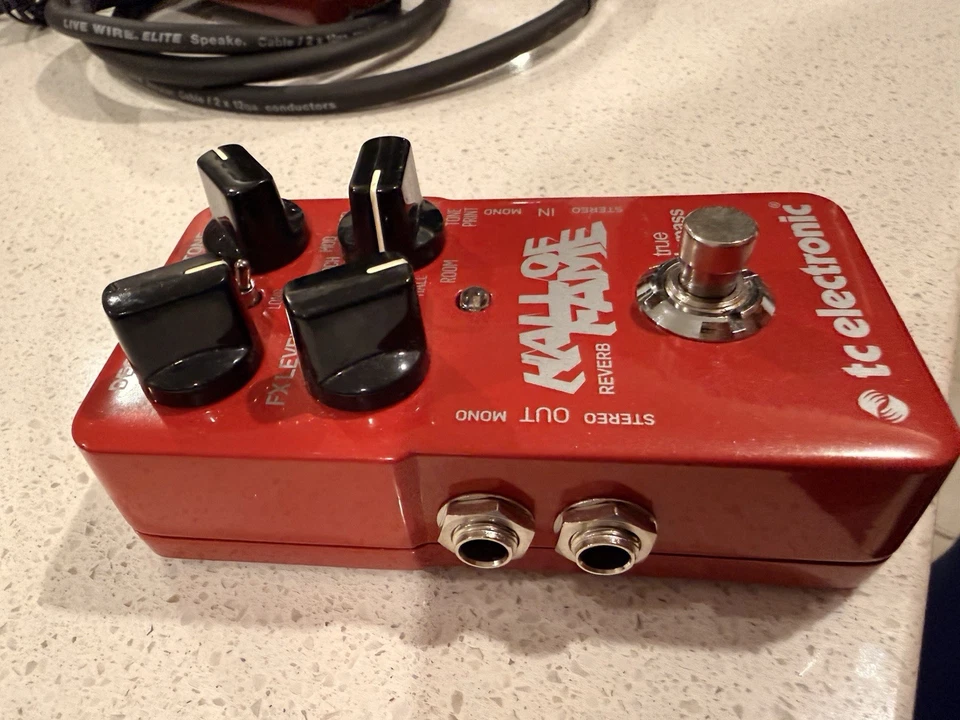 Pedal de reverberación TC Electronic Hall of Fame - Funciona muy bien - No incluye cables Foto 3 de 4