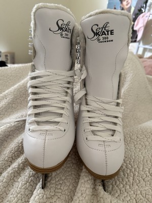 Brand new never used soft skate 380 by Jackson ice skates