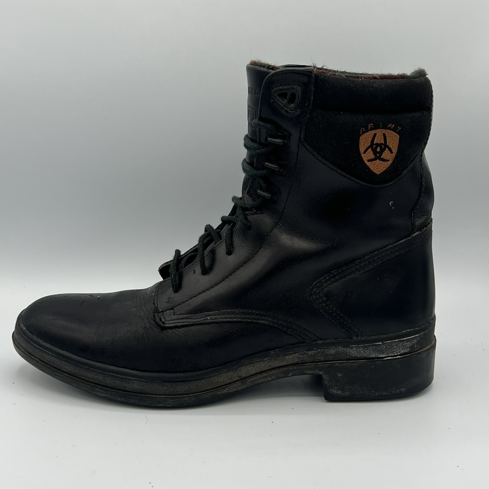 Ariat boots Mens Black Size 9.5 Leather Lace Up Ankle Military Style