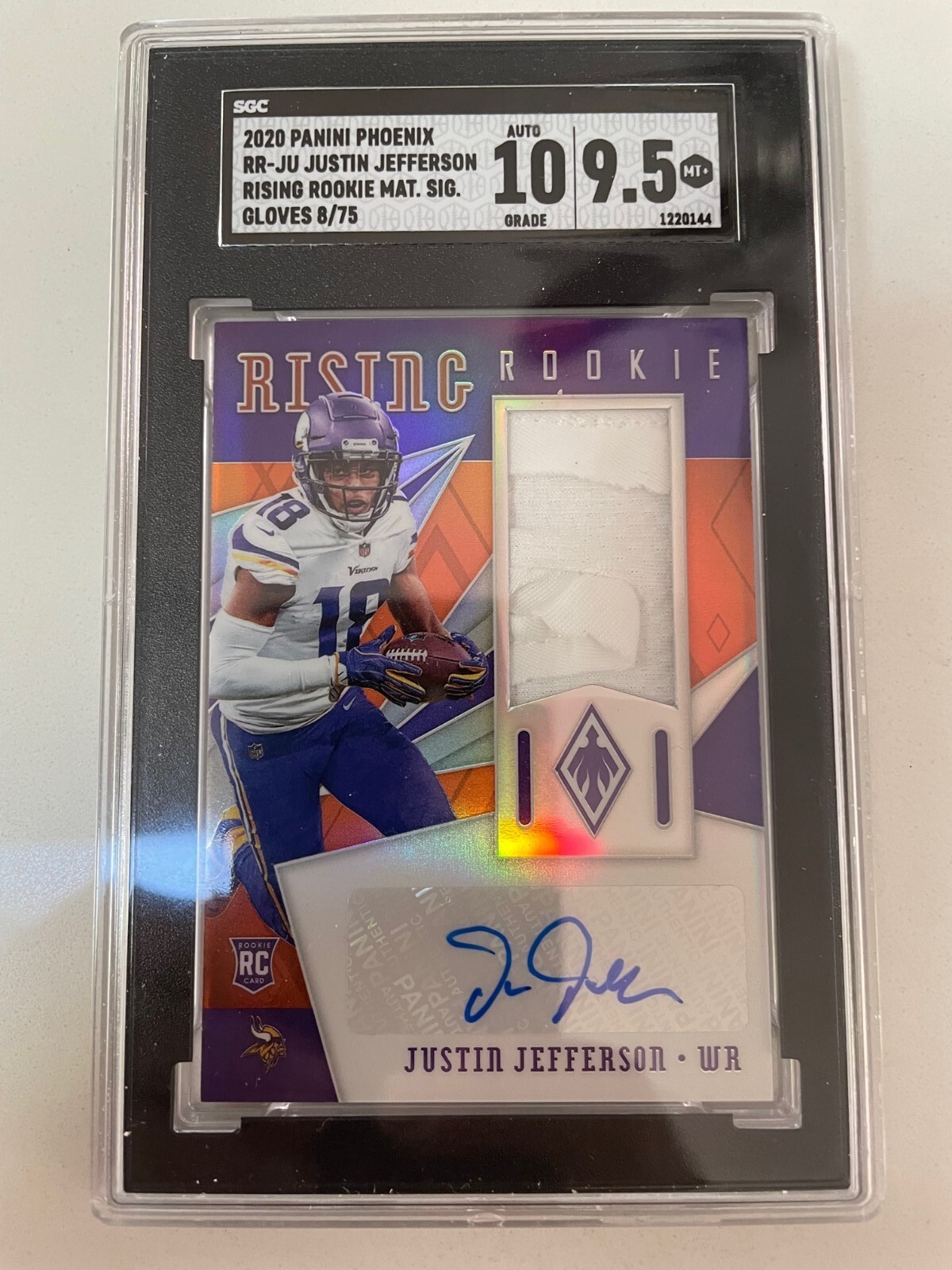 Justin Jefferson Panini Phoenix Rising Rookie Material Signatures #RRJU Gloves