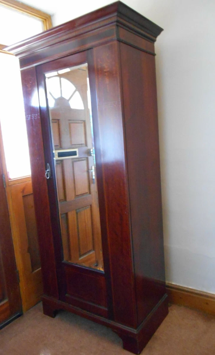 Mahogany wardrobe outlet with mirror