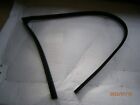 <!--F#f_0-->HOLDEN VN VP V VS COMMODORE RIGHT HAND FRONT DROP WINDOW GLASS RUBBER GENUINE<!--F/-->