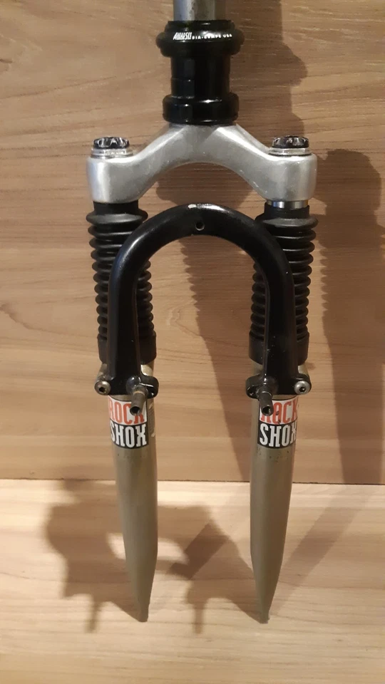 ROCK SHOX Mag21 Vintage Mountain Bike Suspension Fork with headset - Image 4 of 4
