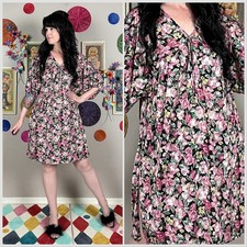 Vintage 1970s Black Floral Short Sleeve Nightgown  Night Dress  S/M