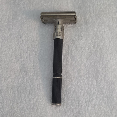 Adjustable Metal Double Edge Safety Razor with Black Handle Classic Shaving Tool