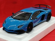 AUTOART LP750-4SV LAMBORGHINI AVENTADOR