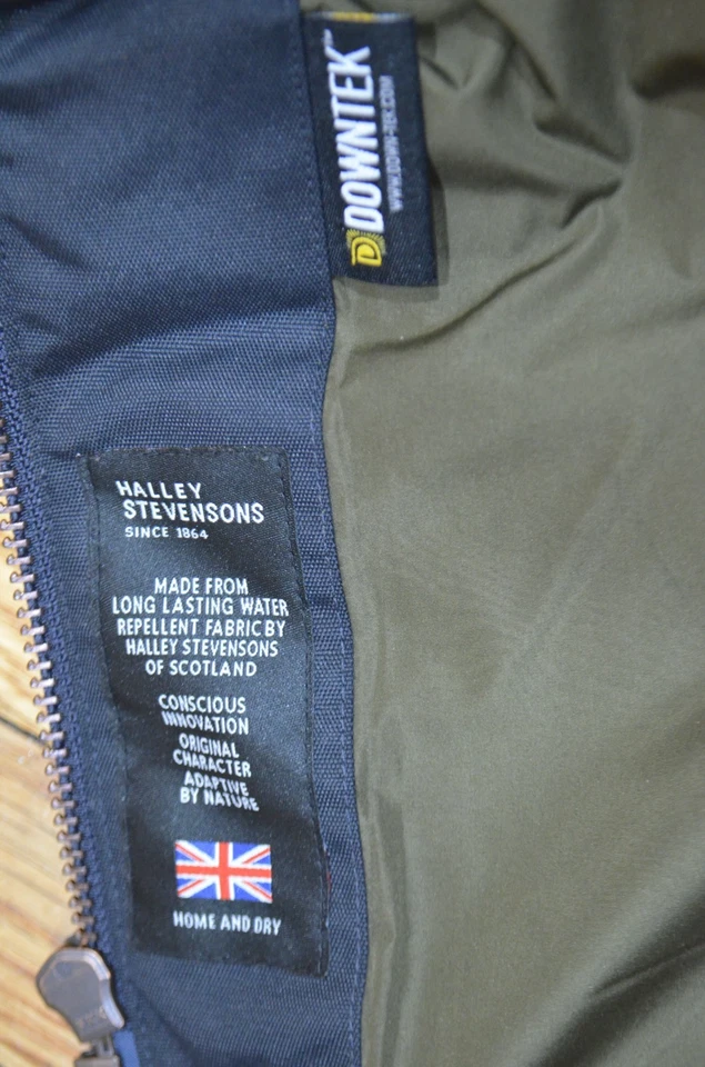 ORVIS WAXED  PUFFER DOWN VEST  NAVY QUILTED  LIST $135   LARGE NEW - Image 4 of 4