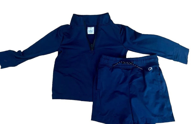 Gap toddler Boy 2 Piece Athletic Sweatshirt /Short  Set. Navy blue Size 2T. EUC