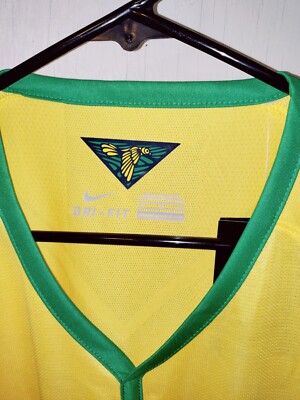 Nike Mens Authentic 2014 World Cup Soccer Jersey Brazil Brasil