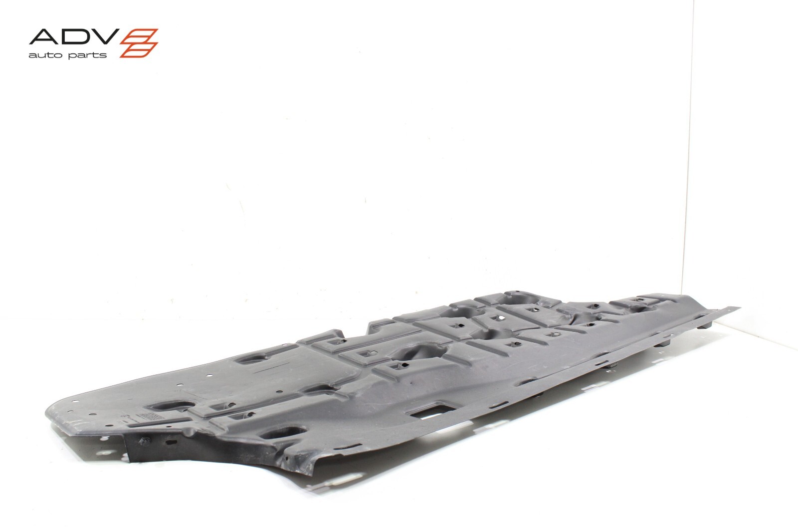 2017 - 2020 MASERATI LEVANTE LEFT SIDE UNDER BODY SPLASH GUARD SHIELD COVER OEM