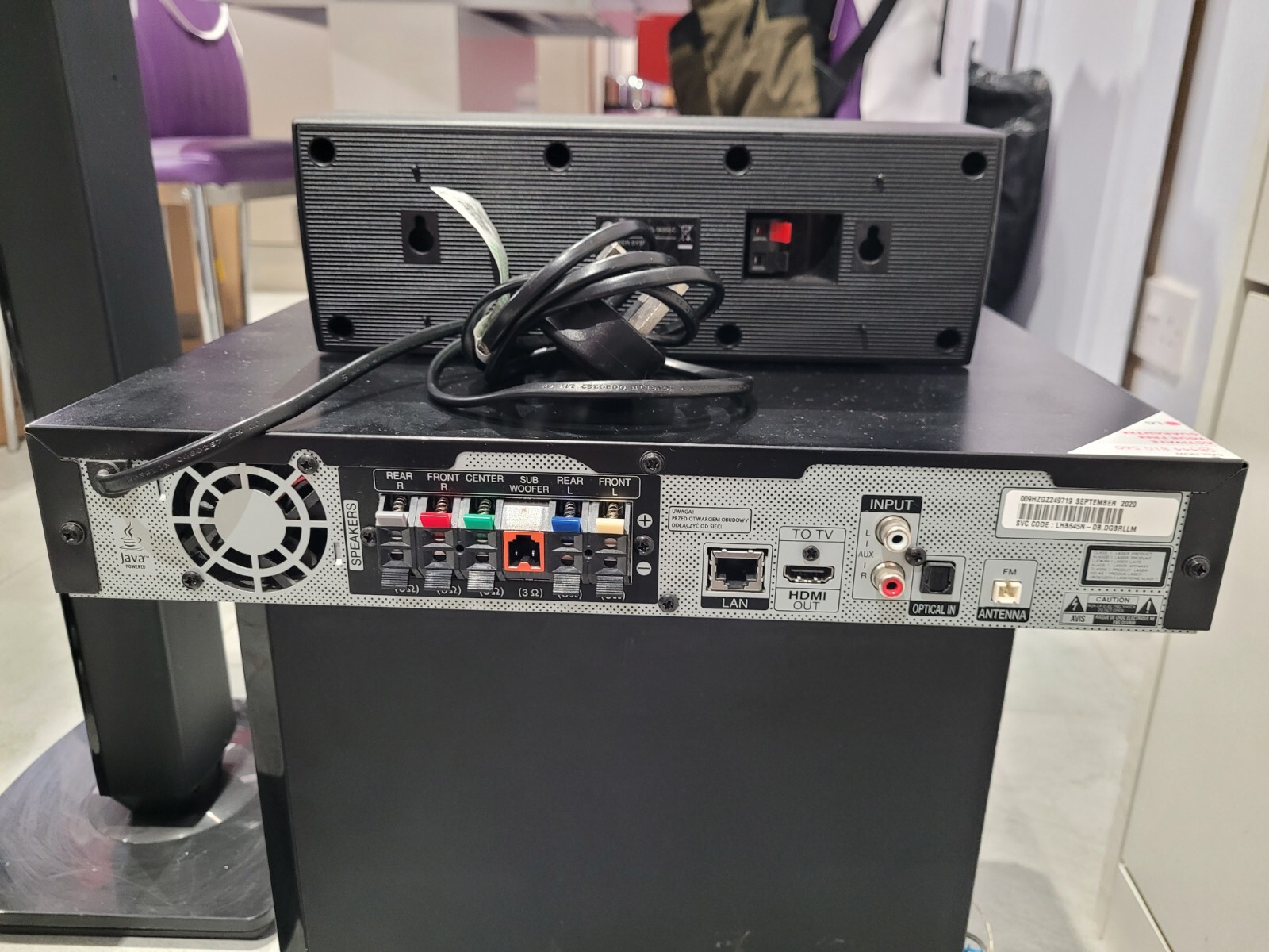 LG LHB645N 1000w 5.1 3D BLURAY HOME CINEMA SURROUND SOUND SYSTEM (R7PL