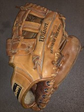 Pre-Owned Wilson George Brett Pro Special 1114 10.5  Baseball Glove Right RHT