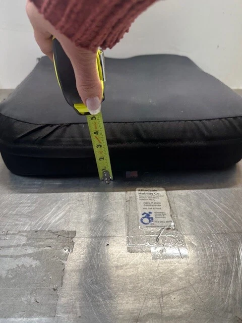 Deep Seat Cushion/ Chair Cushion for Wheel Chair Reducing Stress A1 Foto 4 de 4