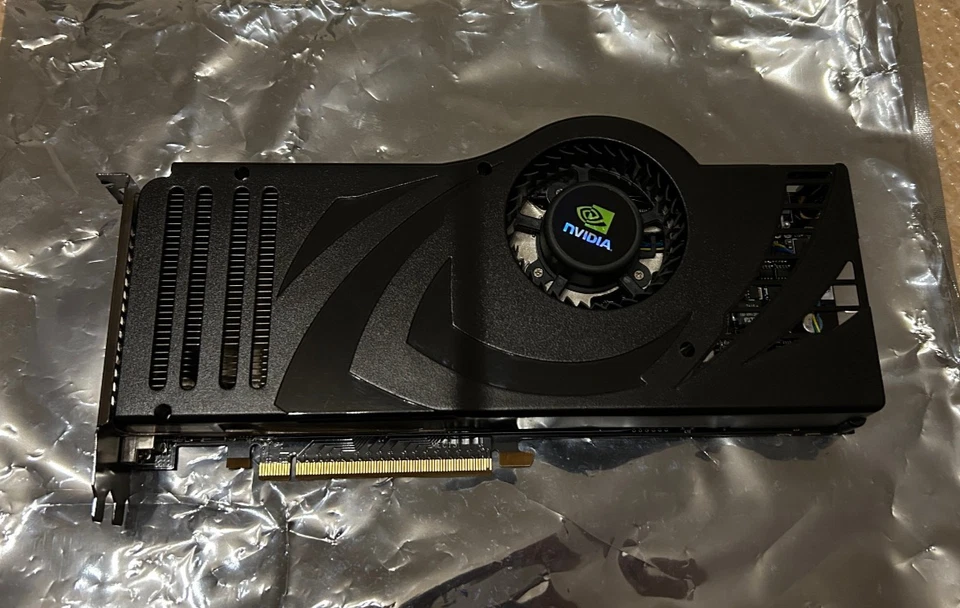 [Refurbished] Nvidia GeForce 8800 Ultra 768MB GDDR3 PCI-E Graphics Card - Image 2 of 4