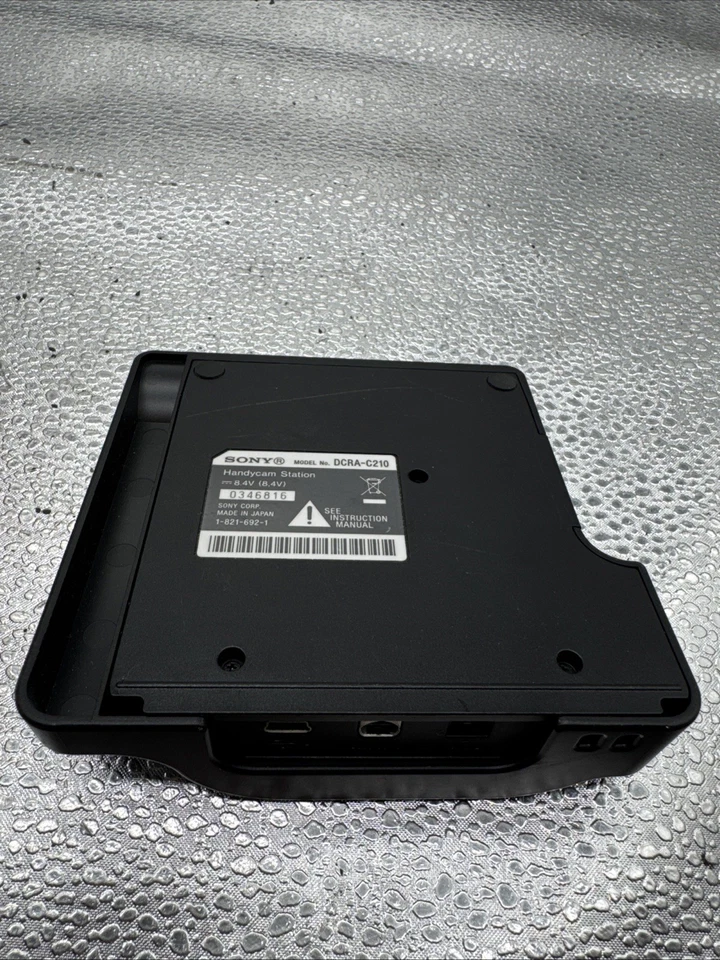Sony Handycam Docking Station Stand DCRA-C210. d5 - Image 2 of 3