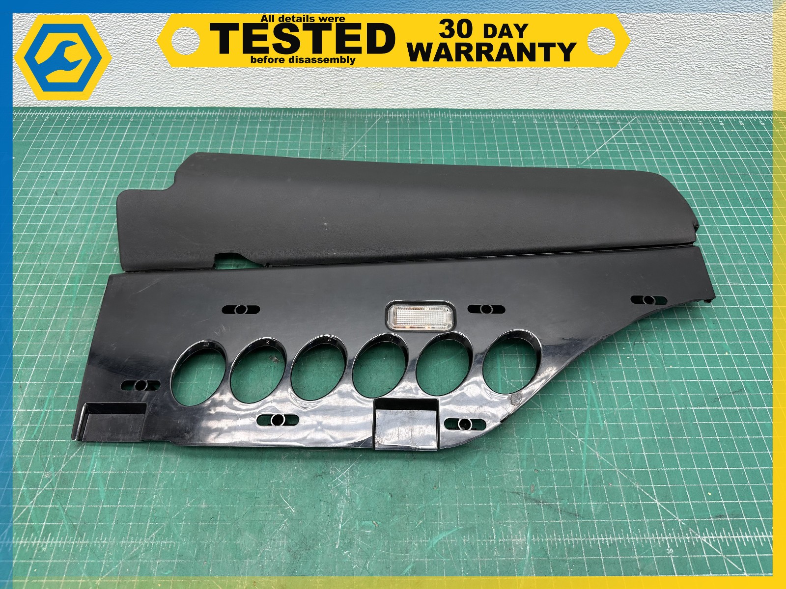 06-12 BENTLEY Flying Spur DASH RIGHT SIDE KNEE BOLSTER TRIM COVER PANEL OEM